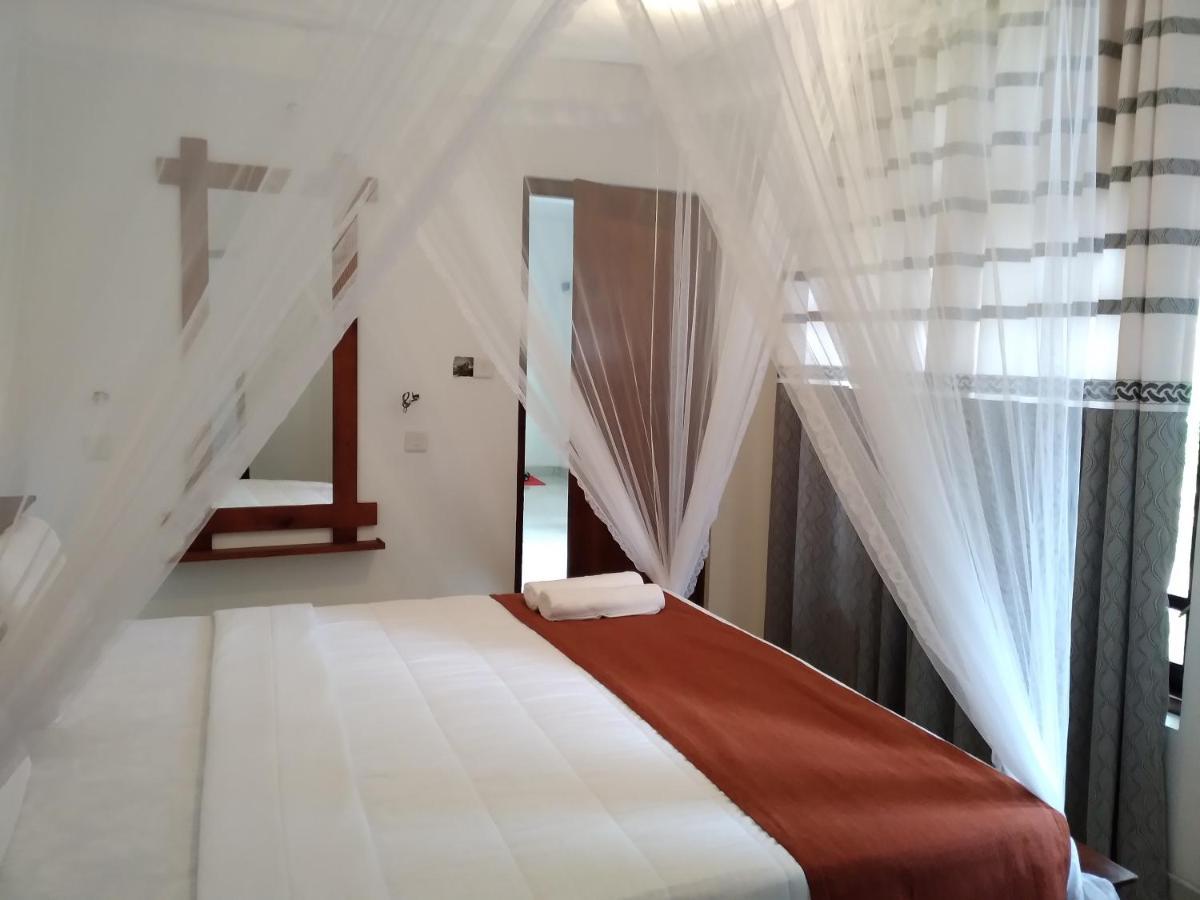 Holly House Homestay เอลลา ภายนอก รูปภาพ