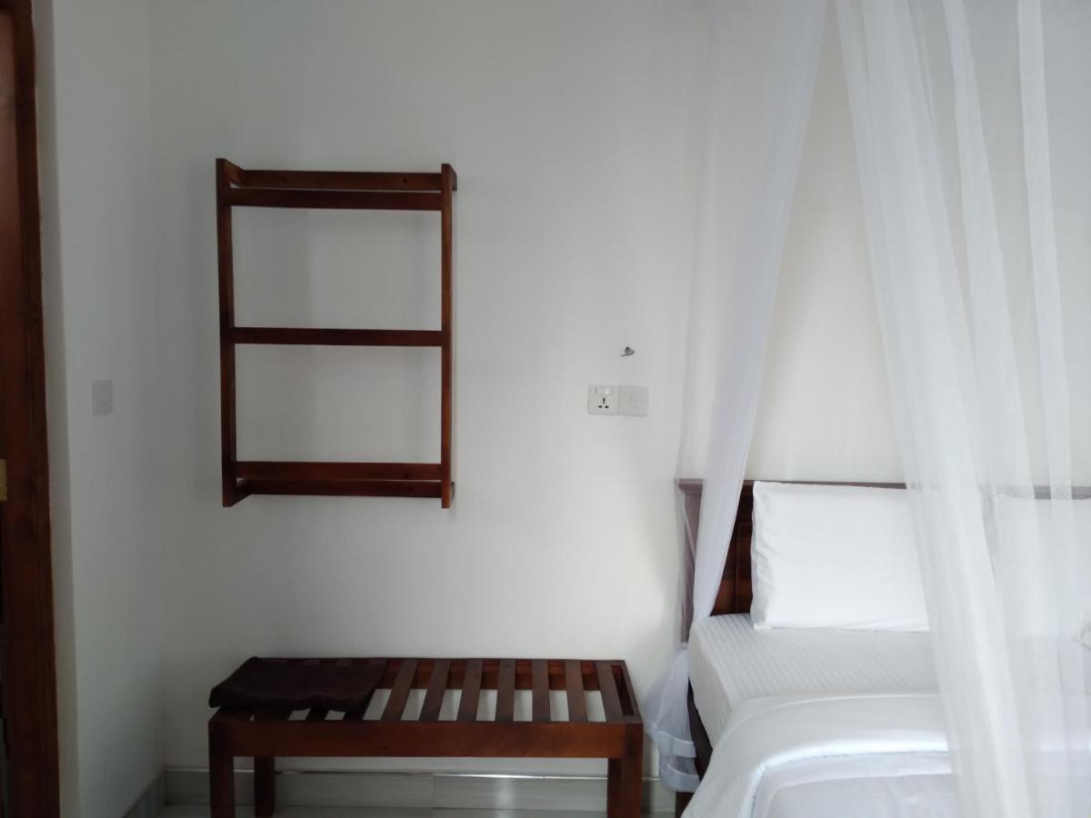 Holly House Homestay เอลลา ภายนอก รูปภาพ