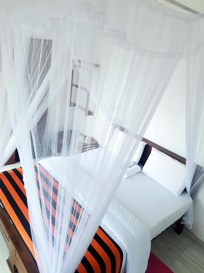Holly House Homestay เอลลา ภายนอก รูปภาพ