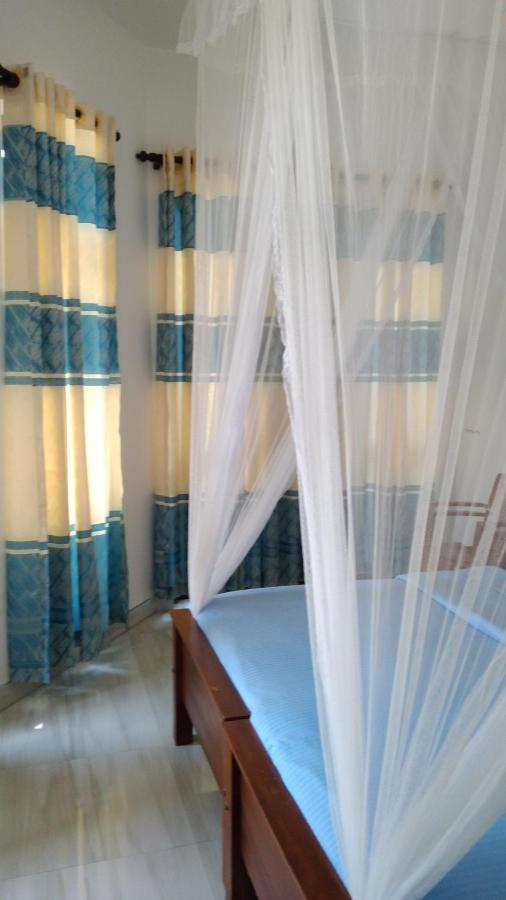 Holly House Homestay เอลลา ภายนอก รูปภาพ