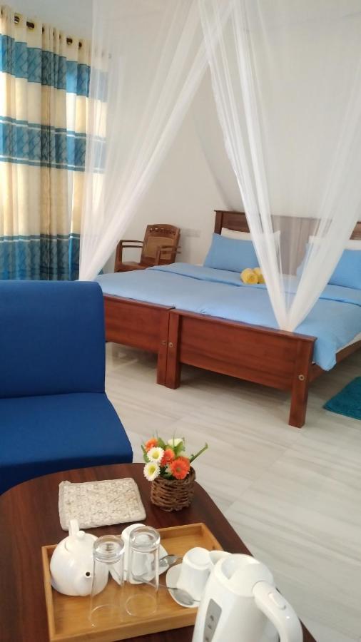 Holly House Homestay เอลลา ภายนอก รูปภาพ